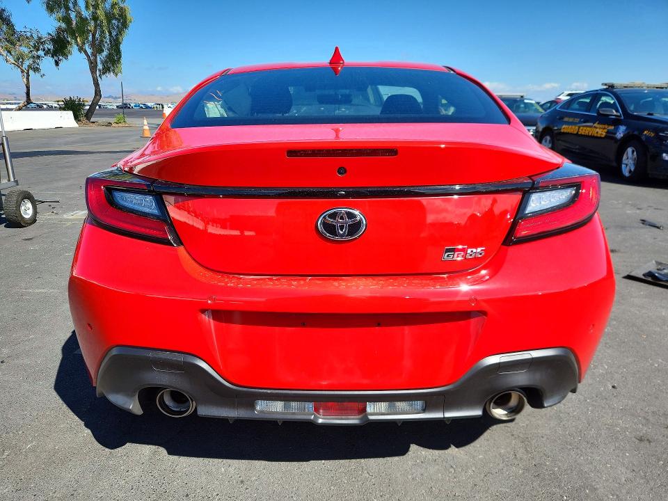 68069396 :رقم المزاد ، JF1ZNBB10S8757646 vin ، 2025 Toyota Gr86 مزاد بيع