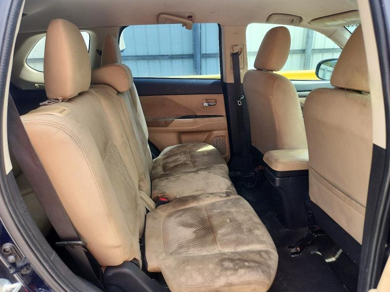 Продаж на аукціоні авто 2016 Mitsubishi Outlander, vin: JA4AD3A35GZ008551, номер лоту: 70414696