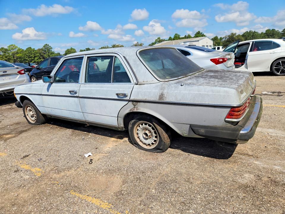 1984 Mercedes-benz 300 მანქანა იყიდება აუქციონზე, vin: WDBAB33A5EA158483, აუქციონის ნომერი: 68800576