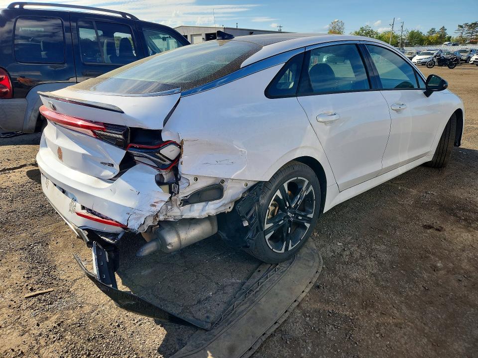 2021 Kia K5 მანქანა იყიდება აუქციონზე, vin: 5XXG64J25MG063975, აუქციონის ნომერი: 67706196