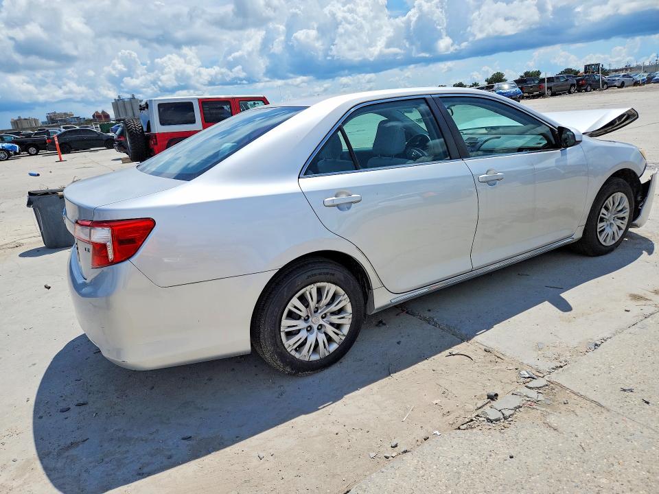2014 Toyota Camry მანქანა იყიდება აუქციონზე, vin: 4T4BF1FK1ER385849, აუქციონის ნომერი: 67803036