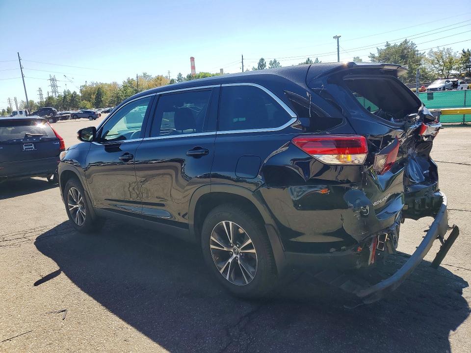 Продаж на аукціоні авто 2019 Toyota Highlander, vin: 5TDBZRFH1KS967488, номер лоту: 67705966