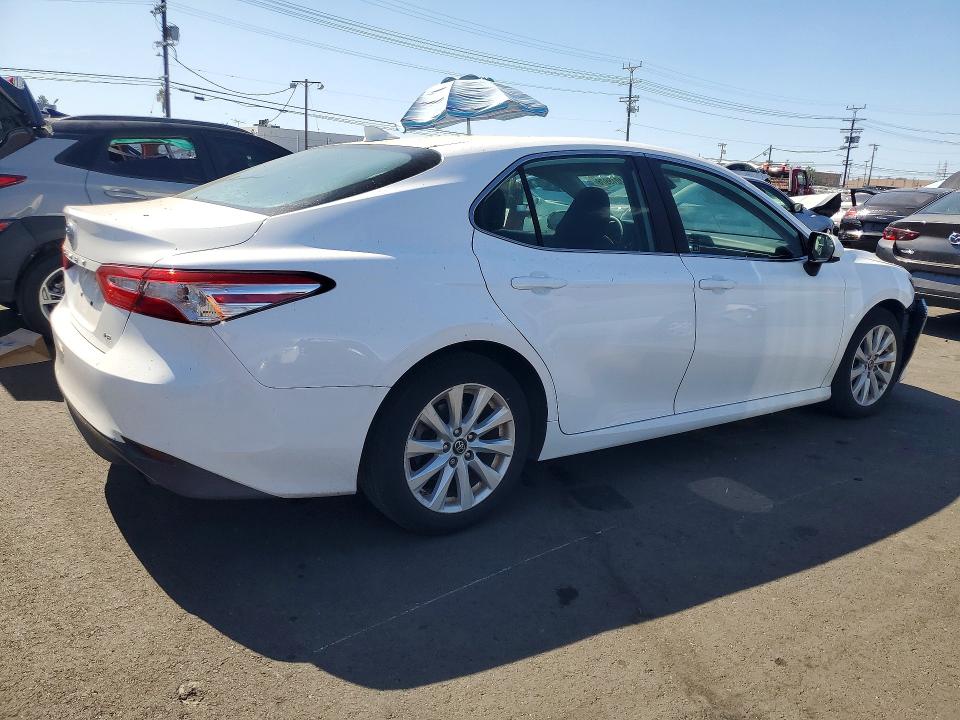 2019 Toyota Camry მანქანა იყიდება აუქციონზე, vin: 4T1B11HK7KU737964, აუქციონის ნომერი: 71018976