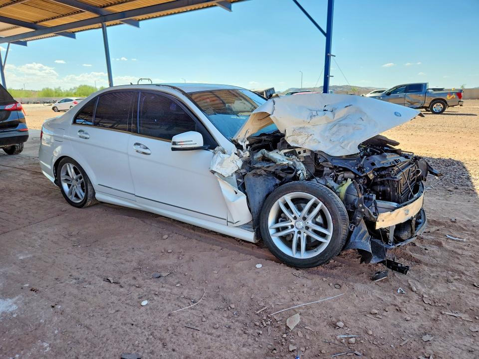68883696 :رقم المزاد ، WDDGF4HBXDR301408 vin ، 2013 Mercedes-benz C مزاد بيع