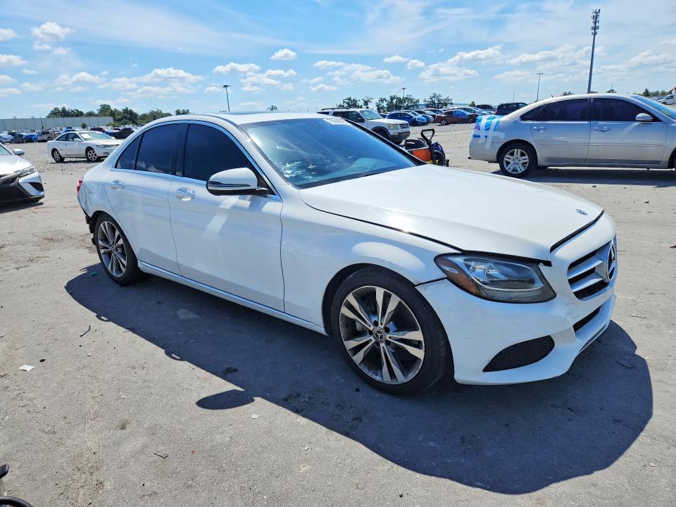 2018 Mercedes-benz C მანქანა იყიდება აუქციონზე, vin: 55SWF4JB4JU261603, აუქციონის ნომერი: 70849876