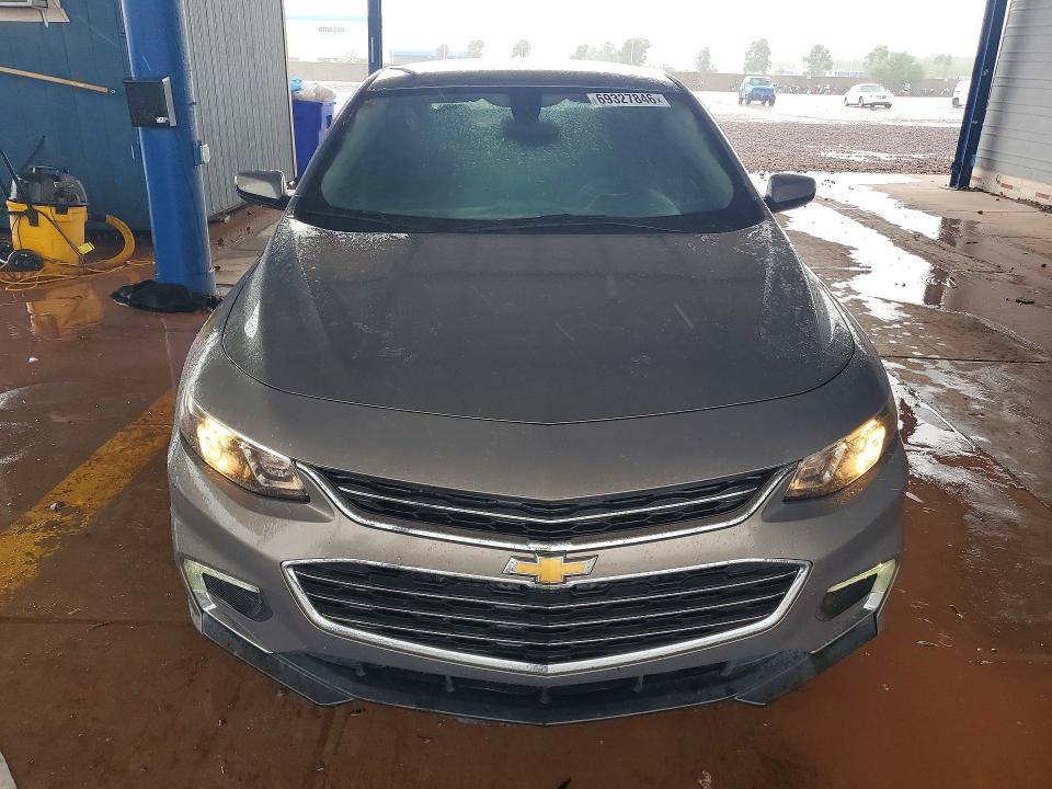 69327846 :رقم المزاد ، 1G1ZD5ST0JF247400 vin ، 2018 Chevrolet Malibu مزاد بيع