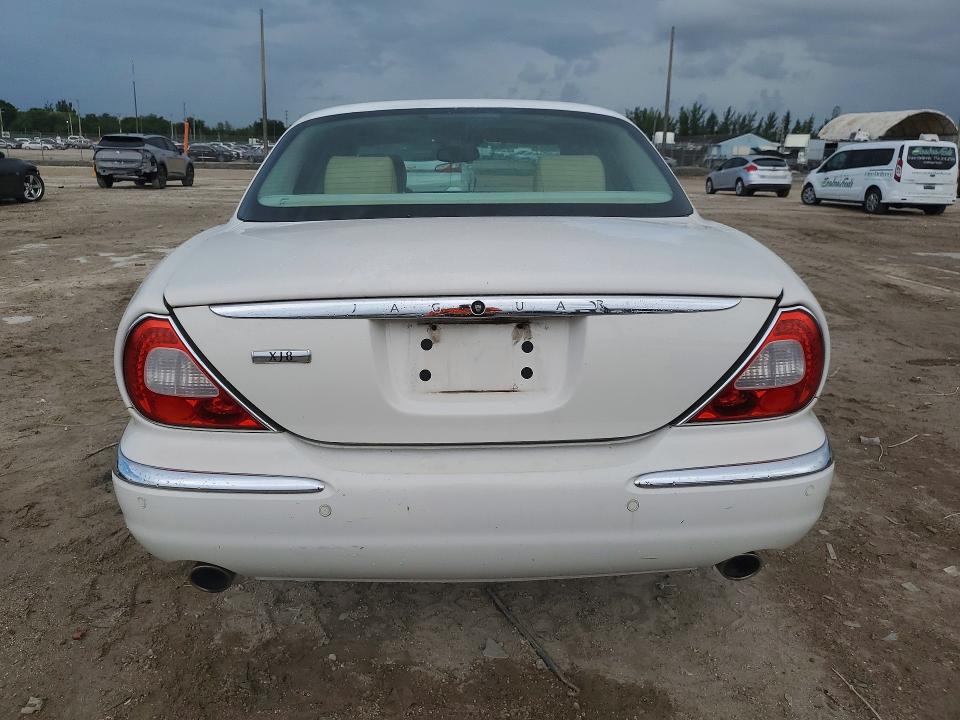 2006 Jaguar Xj8 მანქანა იყიდება აუქციონზე, vin: SAJWA71B86SH00348, აუქციონის ნომერი: 68160586