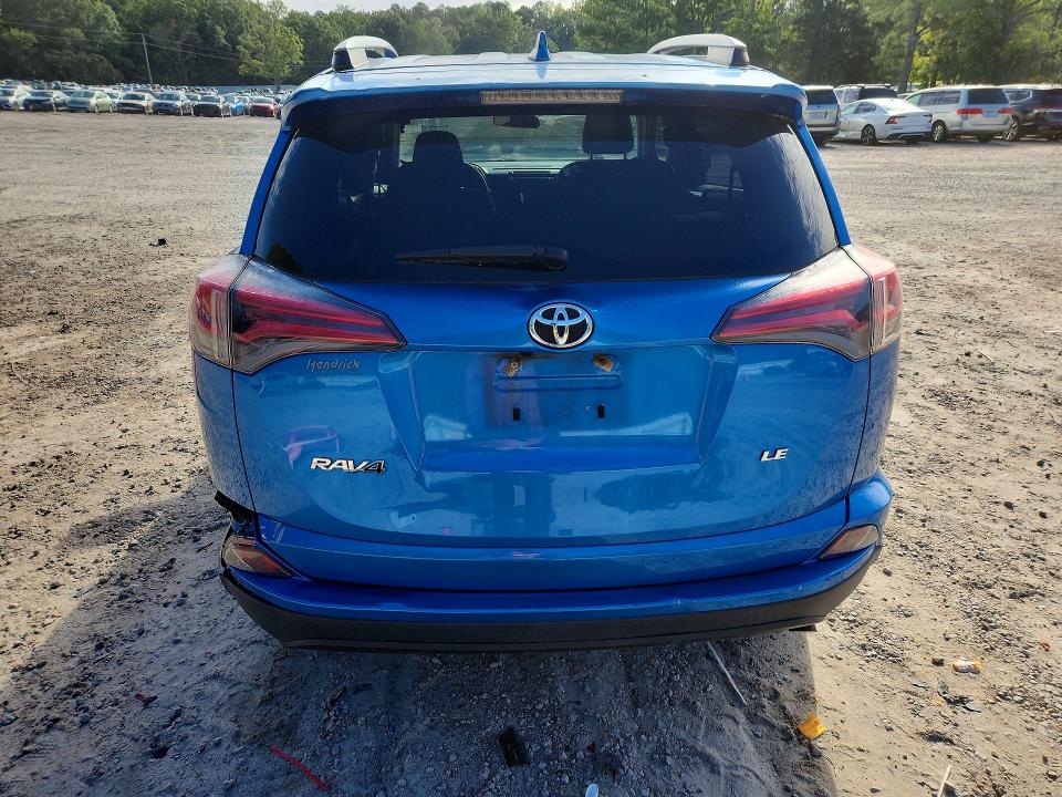 Aukcja sprzedaży 2017 Toyota Rav4, vin: JTMZFREV8HJ702801, numer aukcji: 70101616