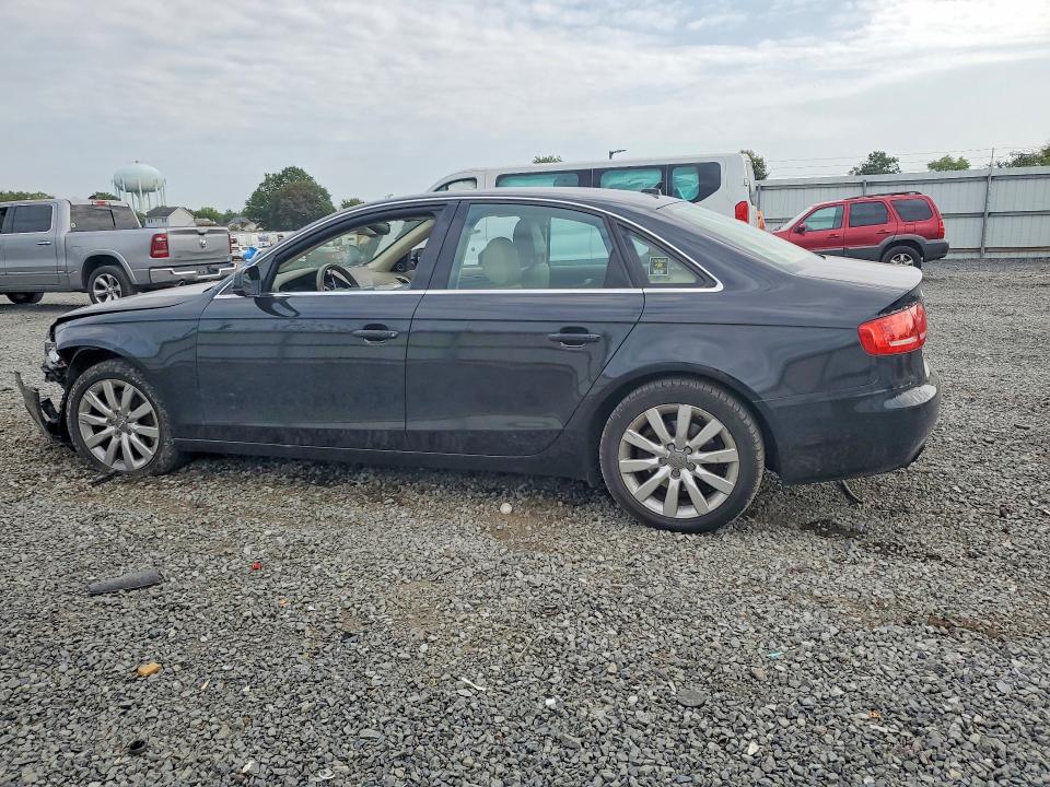69500826 :رقم المزاد ، WAUFFAFL0BN033115 vin ، 2011 Audi A4 مزاد بيع