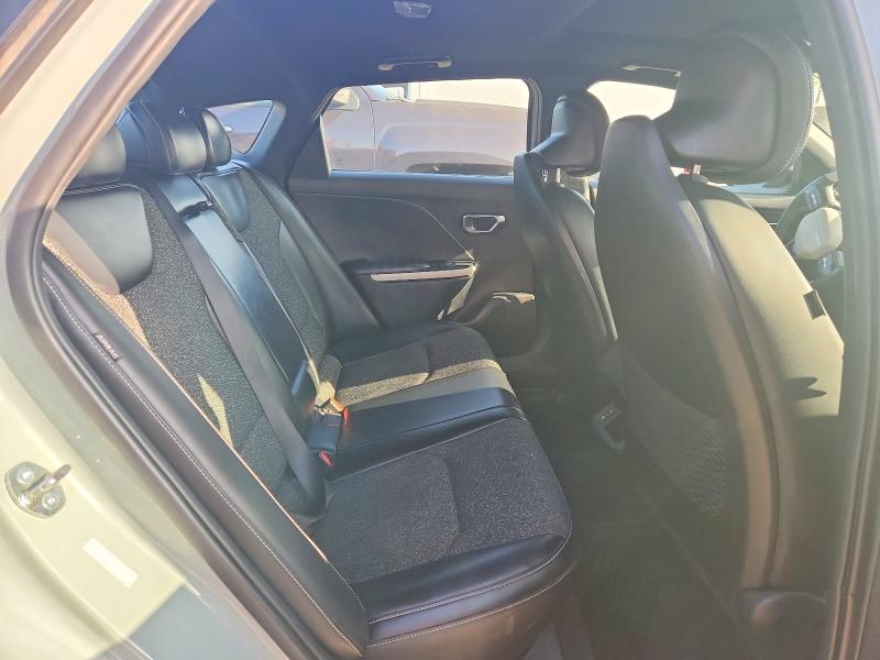 Продажа на аукционе авто 2025 Kia K4, vin: 3KPFW4DE0SE198692, номер лота: 69753186