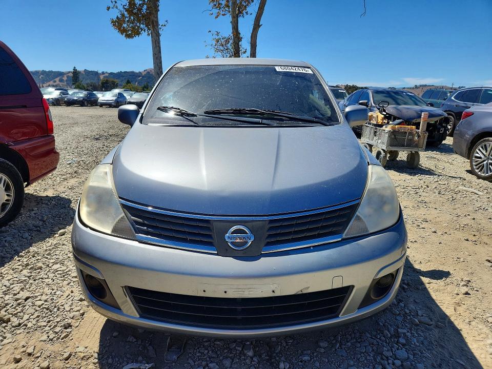 68042476 :رقم المزاد ، 3N1BC1AP1BL497957 vin ، 2011 Nissan Versa مزاد بيع