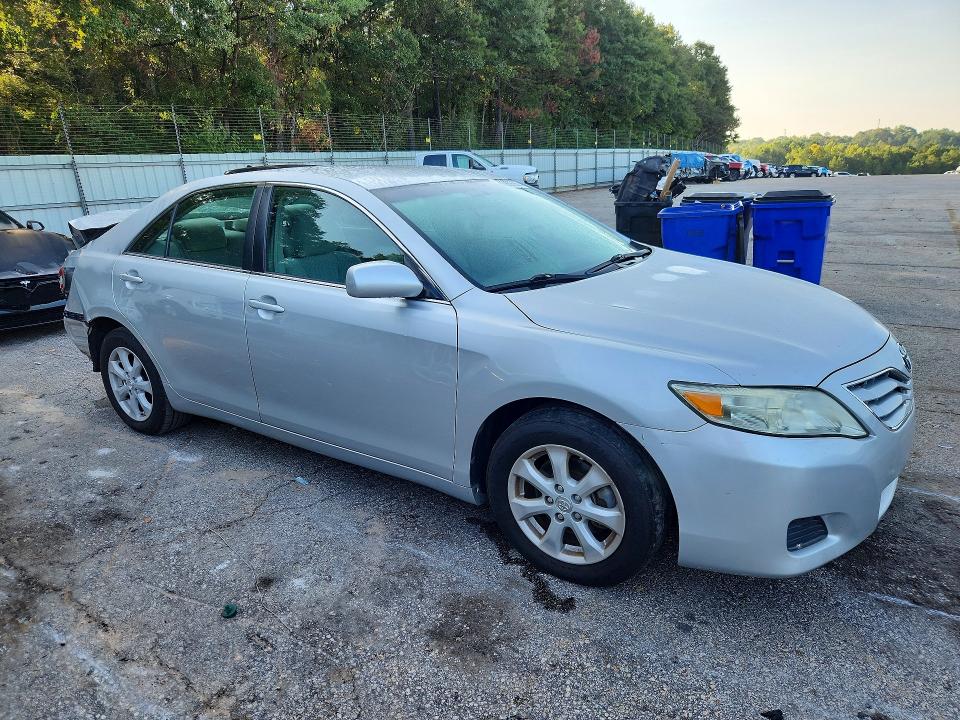 66862686 :رقم المزاد ، 4T1BF3EK9BU720424 vin ، 2011 Toyota Camry مزاد بيع