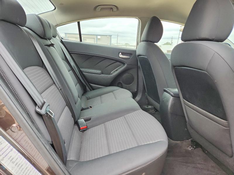 Продаж на аукціоні авто 2018 Kia Forte, vin: 3KPFL4A79JE213171, номер лоту: 70323796