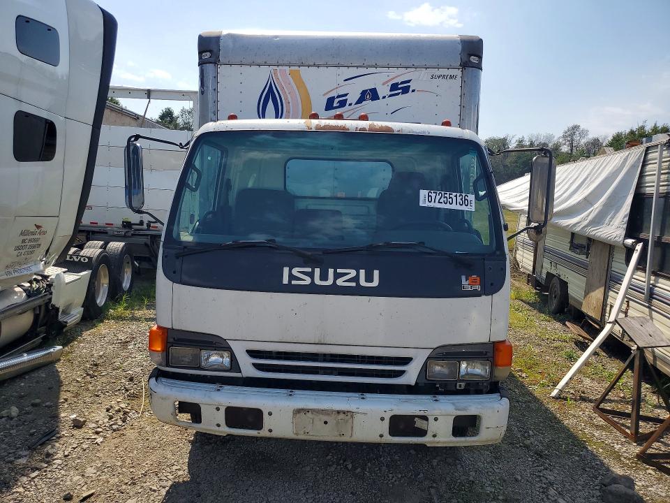 67255136 :رقم المزاد ، 4KLB4B1R9XJ002775 vin ، 1999 Isuzu Npr مزاد بيع