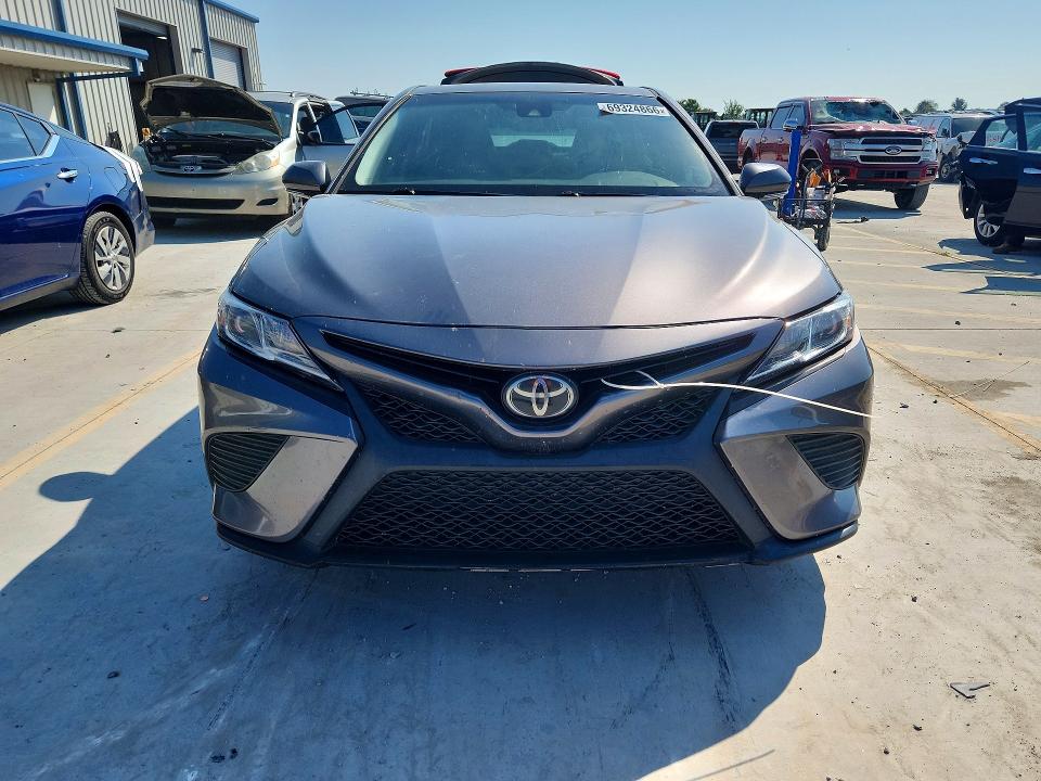 Aukcja sprzedaży 2018 Toyota Camry, vin: 4T1B11HK8JU007513, numer aukcji: 69324866