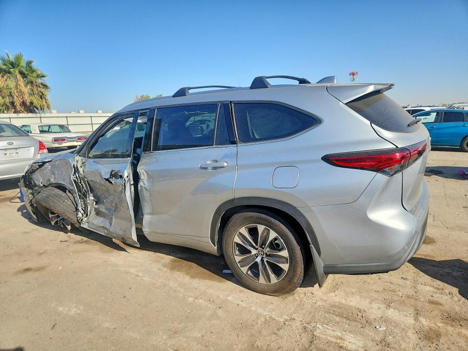 Aukcja sprzedaży 2021 Toyota Highlander, vin: 5TDHZRAH7MS525738, numer aukcji: 68253756