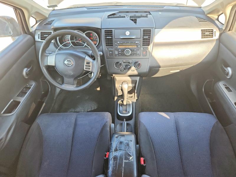 67138126 :رقم المزاد ، 3N1BC1CP0BL402656 vin ، 2011 Nissan Versa مزاد بيع