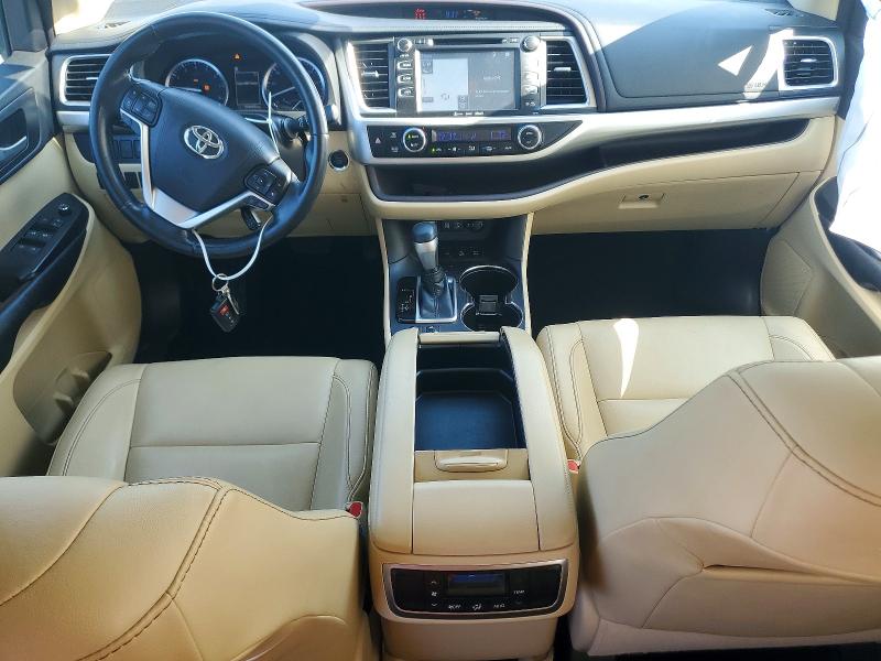 69203286 :رقم المزاد ، 5TDJZRFH4JS845296 vin ، 2018 Toyota Highlander مزاد بيع