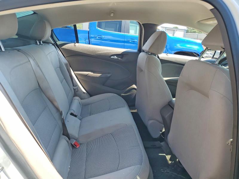 69377426 :رقم المزاد ، 1G1BC5SM0J7166680 vin ، 2018 Chevrolet Cruze مزاد بيع