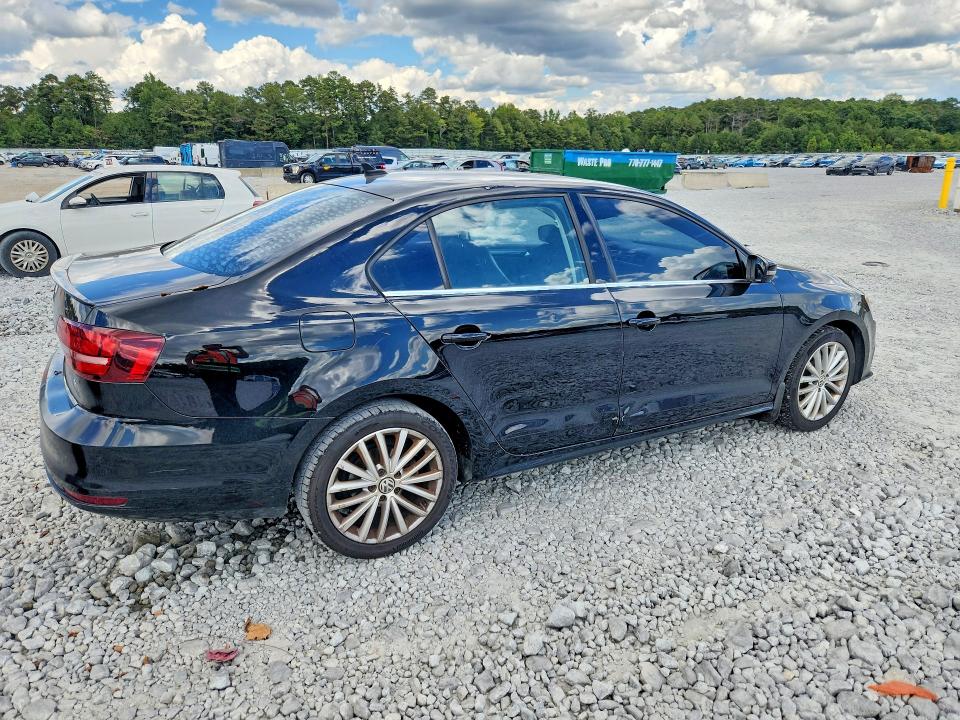 68578856 :رقم المزاد ، 3VWL17AJ2GM310021 vin ، 2016 Volkswagen Jetta مزاد بيع