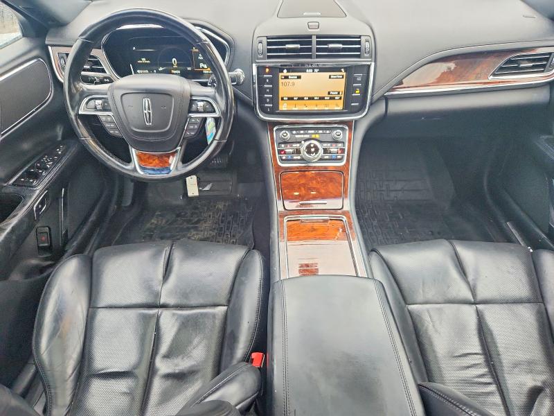 69502676 :رقم المزاد ، 1LN6L9TK2J5610128 vin ، 2018 Lincoln Continental مزاد بيع