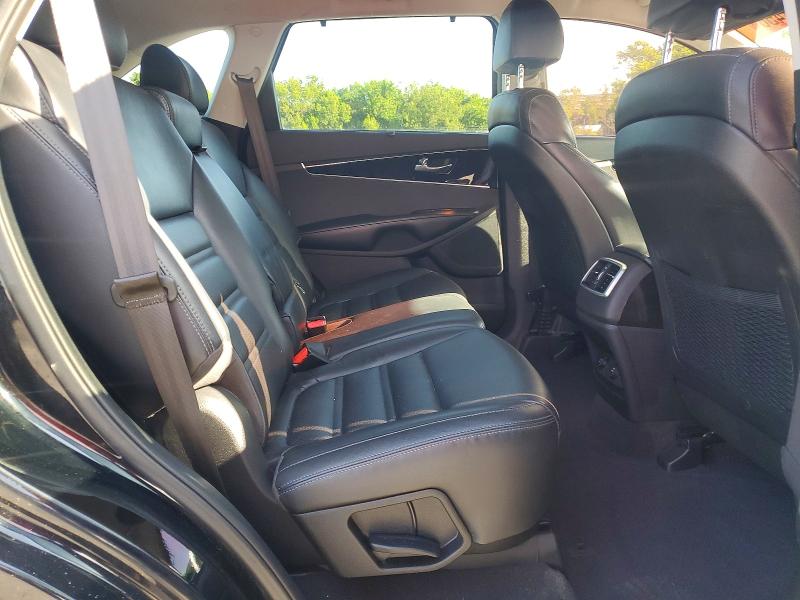 Auction sale of the 2018 Kia Sorento, vin: 5XYPH4A58JG403972        , lot number: 69077456
