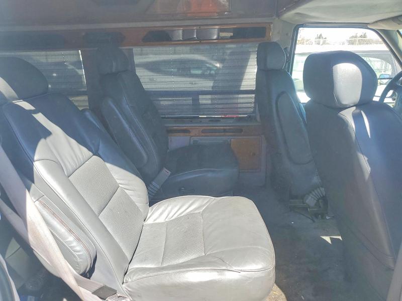 Продажа на аукционе авто 1998 Chevrolet Astro, vin: 1GBDM19W8WB111769, номер лота: 67881596