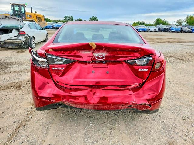 68415996 :رقم المزاد ، JM1BN1V71J1179327 vin ، 2018 Mazda 3 مزاد بيع
