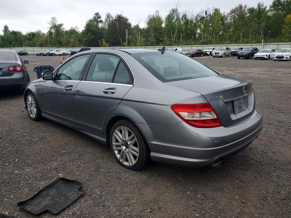 68973306 :رقم المزاد ، WDDGF81X69F203272 vin ، 2009 Mercedes-benz C مزاد بيع