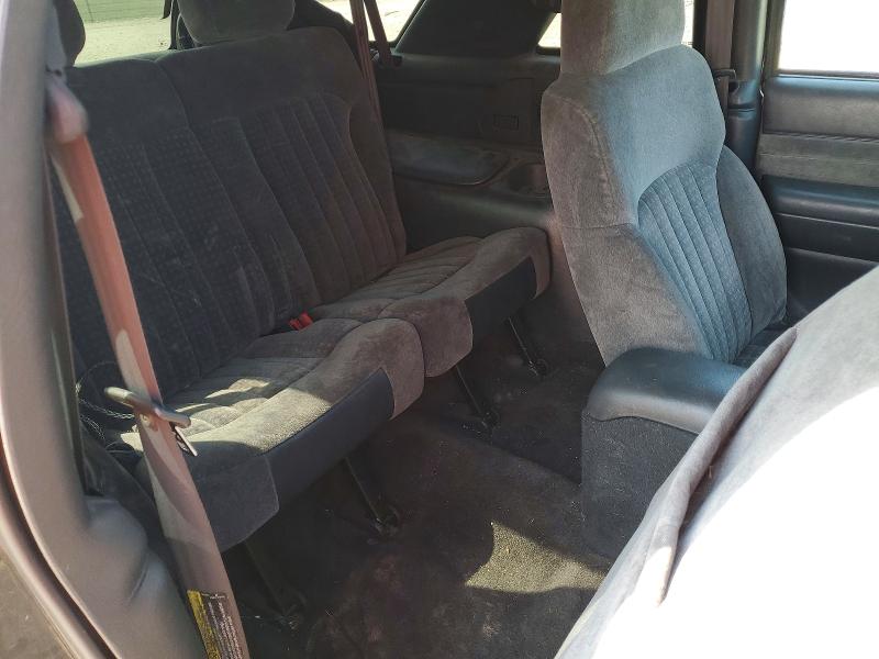 2002 Chevrolet Blazer მანქანა იყიდება აუქციონზე, vin: 1GNCT18W42K232618, აუქციონის ნომერი: 67962636