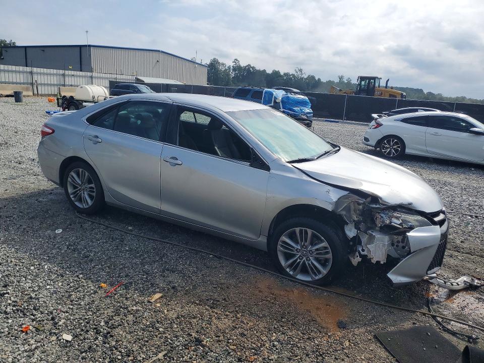 68767666 :رقم المزاد ، 4T1BF1FK3HU626373 vin ، 2017 Toyota Camry مزاد بيع
