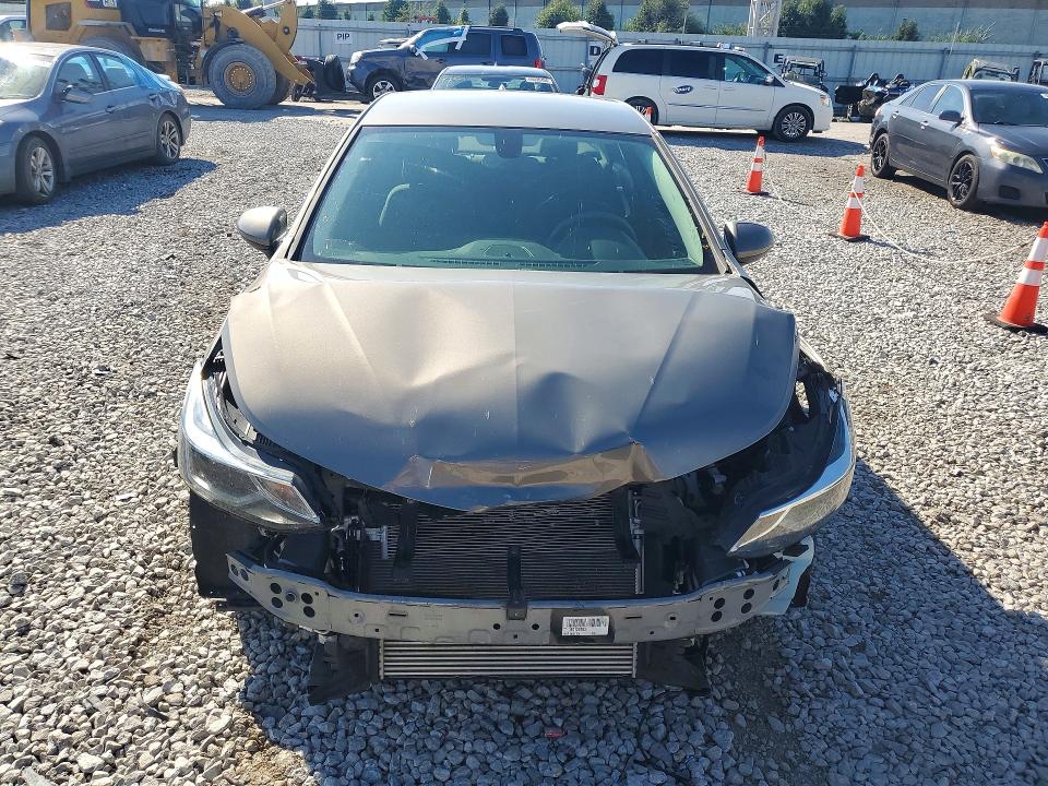 Продаж на аукціоні авто 2018 Chevrolet Cruze, vin: 1G1BE5SM8J7125692, номер лоту: 68999556