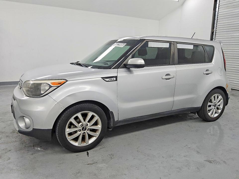 2019 Kia Soul მანქანა იყიდება აუქციონზე, vin: KNDJP3A57K7673051, აუქციონის ნომერი: 69229906