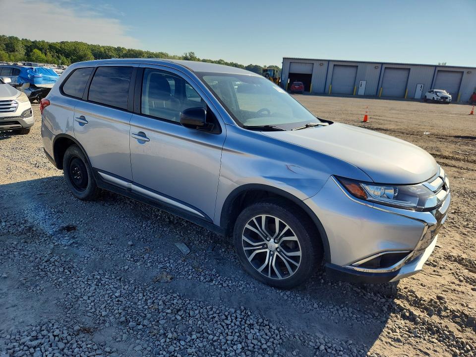 2017 Mitsubishi Outlander მანქანა იყიდება აუქციონზე, vin: JA4AZ2A37HZ034727, აუქციონის ნომერი: 67735766