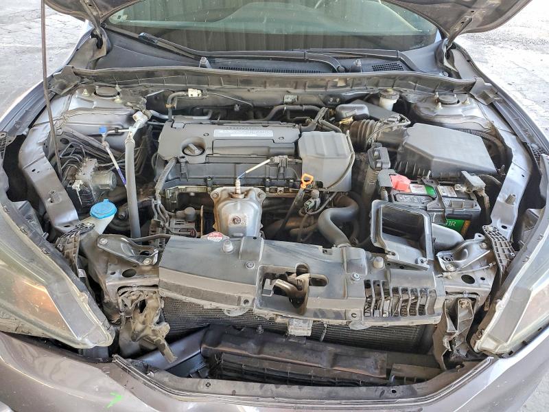 70526376 :رقم المزاد ، 1HGCR2F37FA260688 vin ، 2015 Honda Accord مزاد بيع