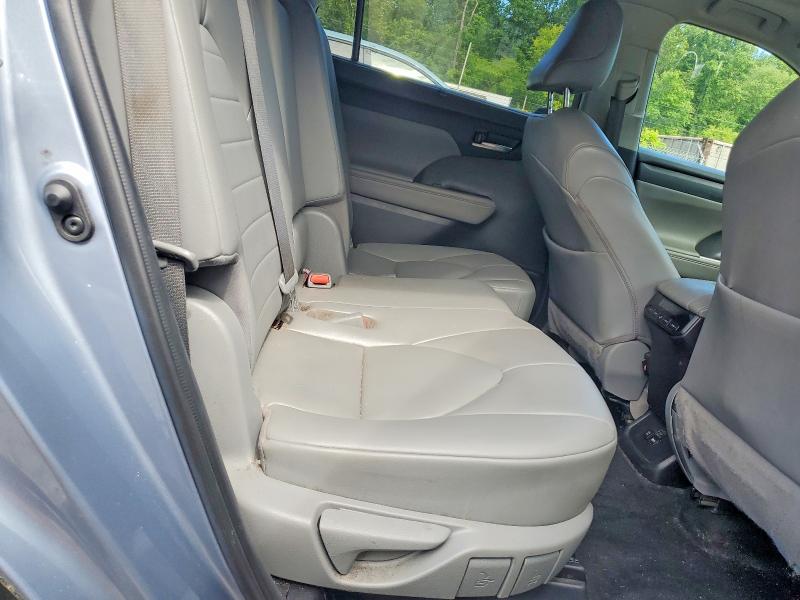 Продаж на аукціоні авто 2021 Toyota Highlander, vin: 5TDHZRBH2MS133619, номер лоту: 67234706