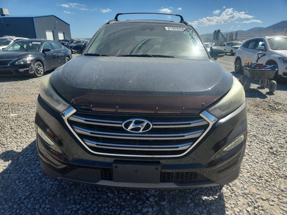 Продажа на аукционе авто 2016 Hyundai Tucson, vin: KM8J33A29GU033168, номер лота: 67929256