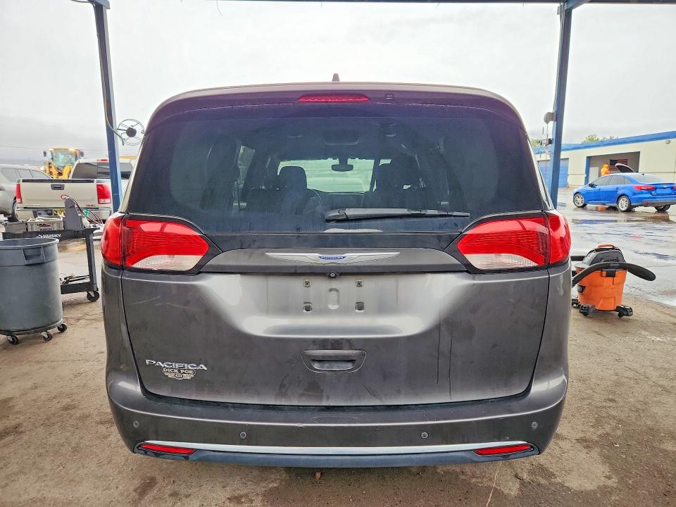 70300436 :رقم المزاد ، 2C4RC1FG7KR628655 vin ، 2019 Chrysler Pacifica مزاد بيع