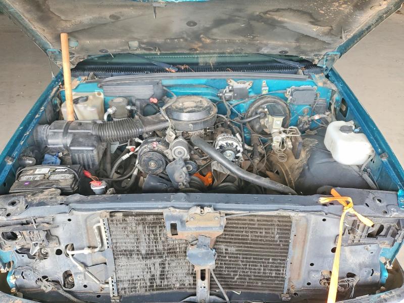 68794596 :رقم المزاد ، 2GCEC19Z9R1298683 vin ، 1994 Chevrolet Gmt-400 مزاد بيع