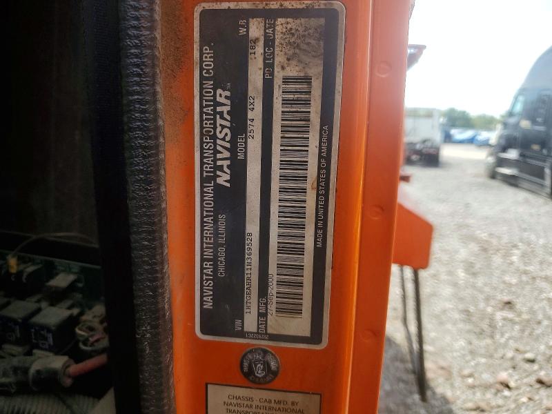 Продажа на аукционе авто 2001 International 2000, vin: 1HTGEAHR11H369528, номер лота: 66852316