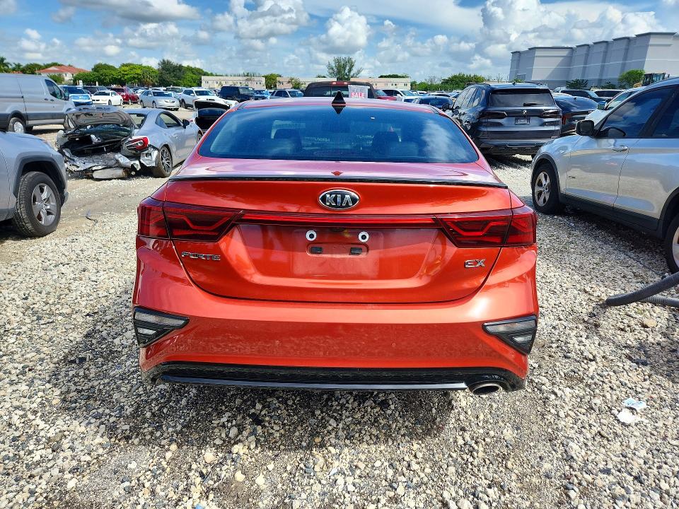 68562386 :رقم المزاد ، 3KPF54AD3KE084815 vin ، 2019 Kia Forte مزاد بيع