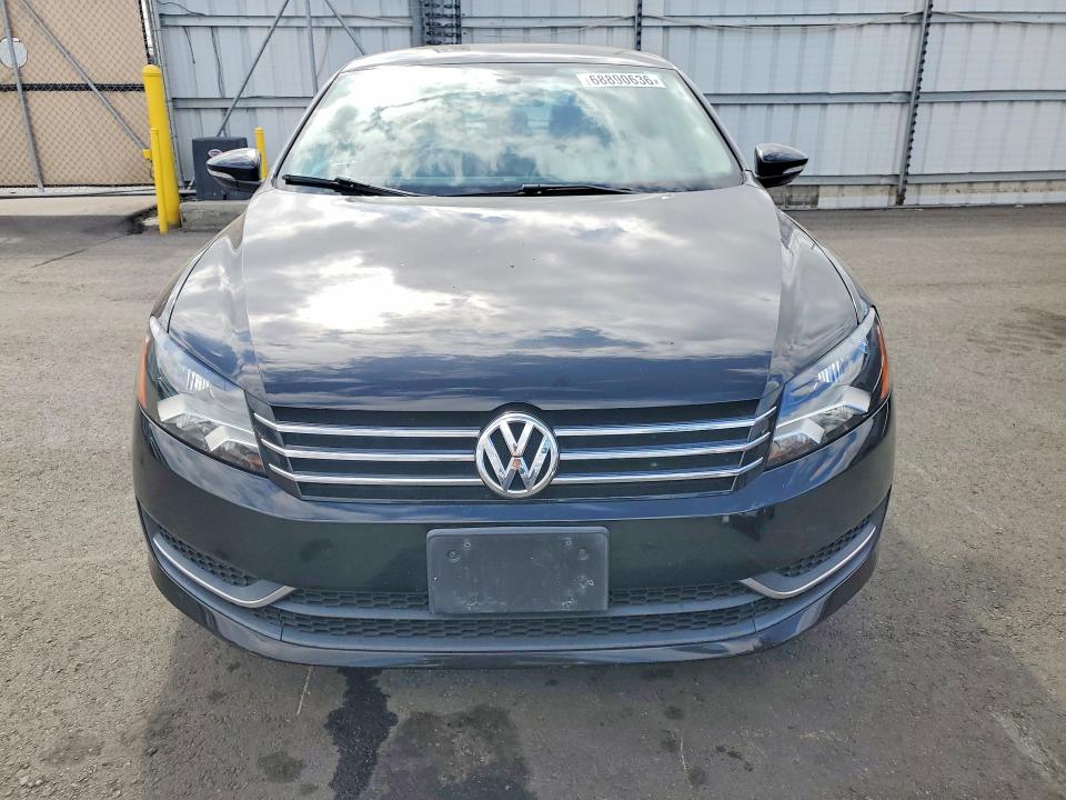 68890636 :رقم المزاد ، 1VWAP7A39CC081453 vin ، 2012 Volkswagen Passat مزاد بيع