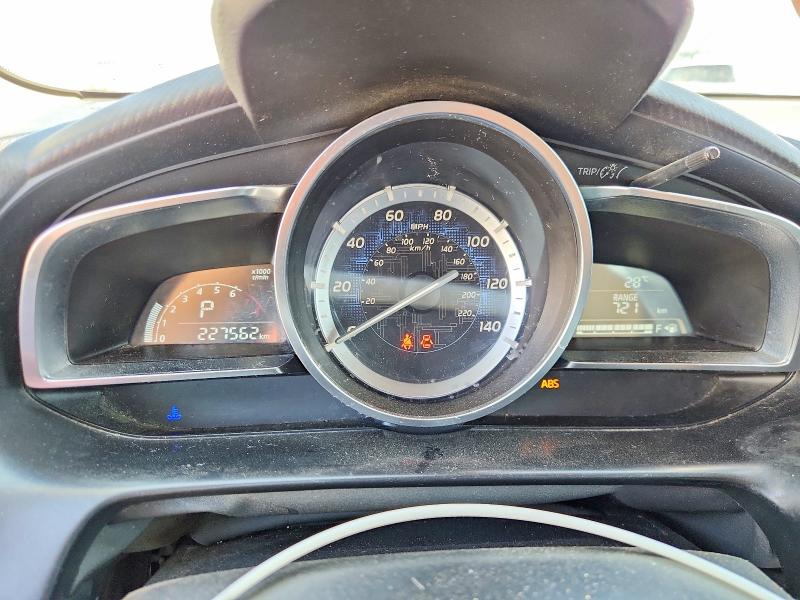 70353856 :رقم المزاد ، 3MYDLBYV4JY302713 vin ، 2018 Toyota Yaris Ia مزاد بيع
