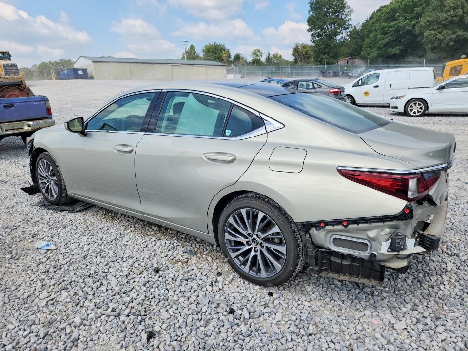 68984906 :رقم المزاد ، 58ABZ1B10KU047295 vin ، 2019 Lexus Es مزاد بيع