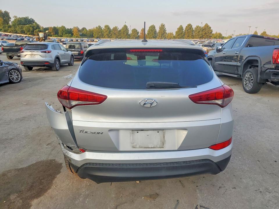 2016 Hyundai Tucson მანქანა იყიდება აუქციონზე, vin: KM8J33A42GU092466, აუქციონის ნომერი: 68850356