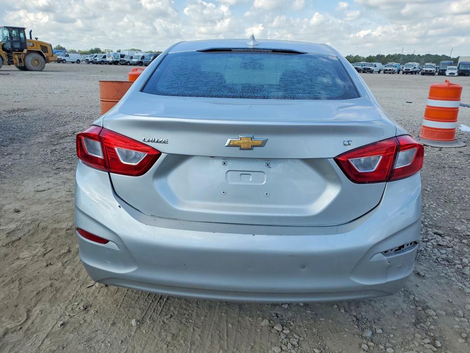 Aukcja sprzedaży 2018 Chevrolet Cruze, vin: 1G1BE5SM0J7247530, numer aukcji: 70869226
