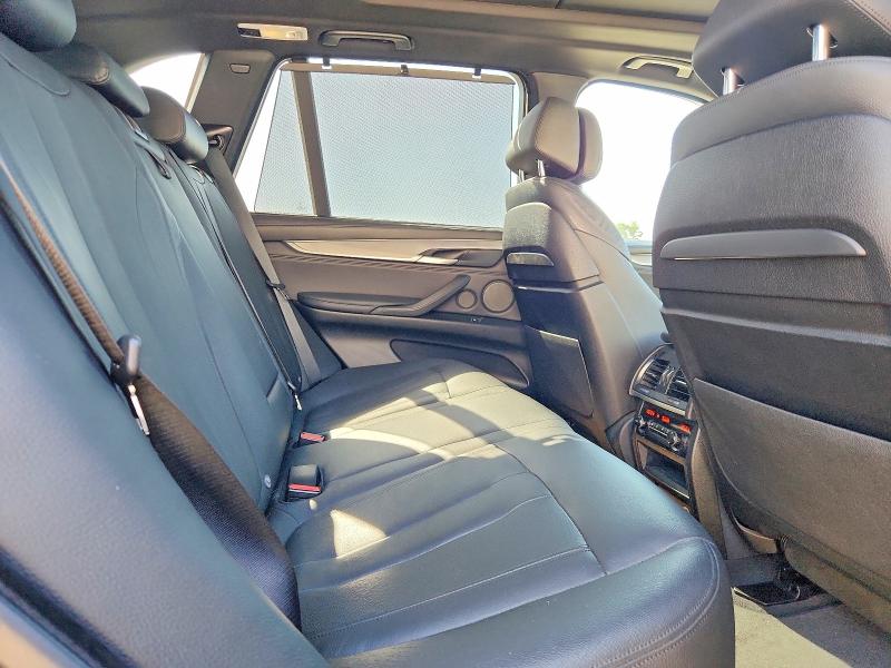 70069756 :رقم المزاد ، 5UXKR6C58G0J82404 vin ، 2016 Bmw X5 مزاد بيع