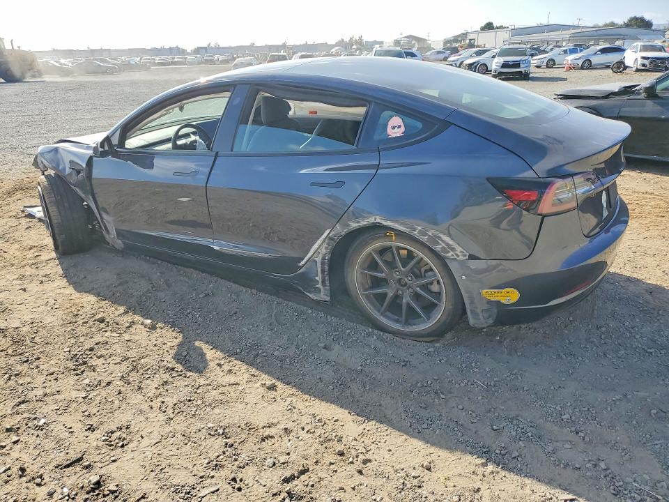 2021 Tesla Model 3 მანქანა იყიდება აუქციონზე, vin: 5YJ3E1EA1MF940076, აუქციონის ნომერი: 69437336