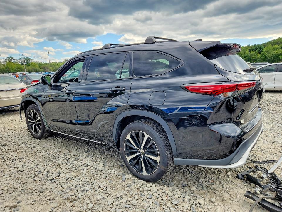 2022 Toyota Highlander მანქანა იყიდება აუქციონზე, vin: 5TDJZRBH2NS196836, აუქციონის ნომერი: 67805456