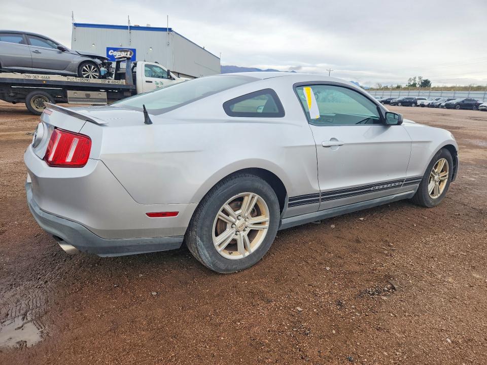 70675886 :رقم المزاد ، 1ZVBP8AMXB5105670 vin ، 2011 Ford Mustang مزاد بيع